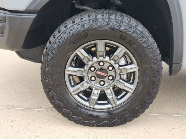 Used 2024 GMC Sierra 1500 AT4X AWD/4WD image 17