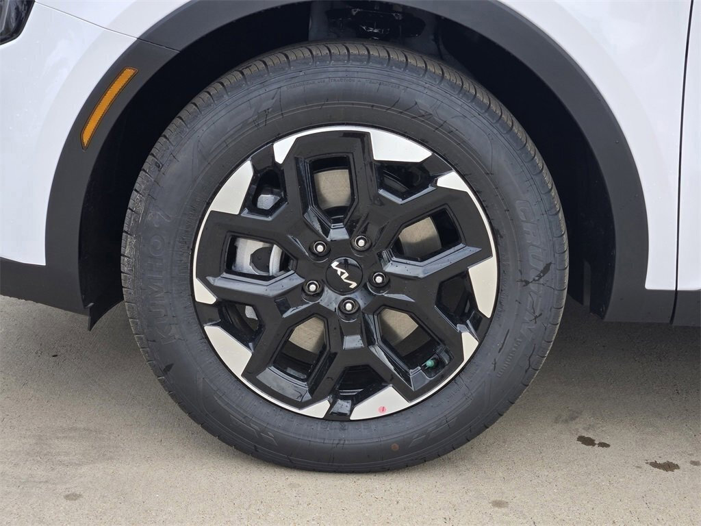 New 2026 Kia Sorento S image 9