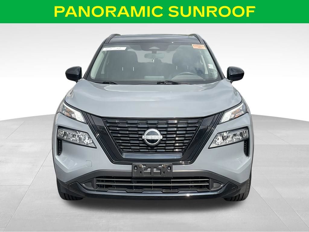Used 2023 Nissan Rogue SV w/ SV Premium B Package AWD/4WD image 3