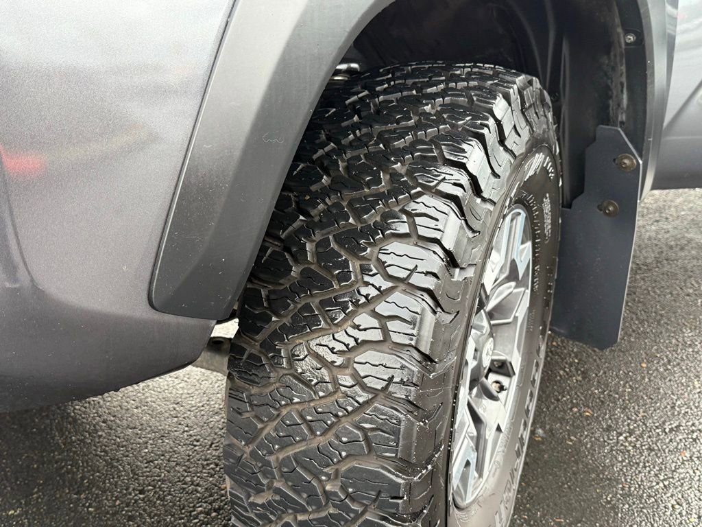Certified 2021 Toyota Tacoma TRD Off-Road w/ Technology Package image 10