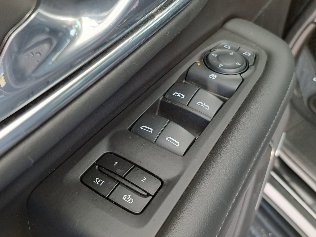 Used 2024 Chevrolet Tahoe LT image 25