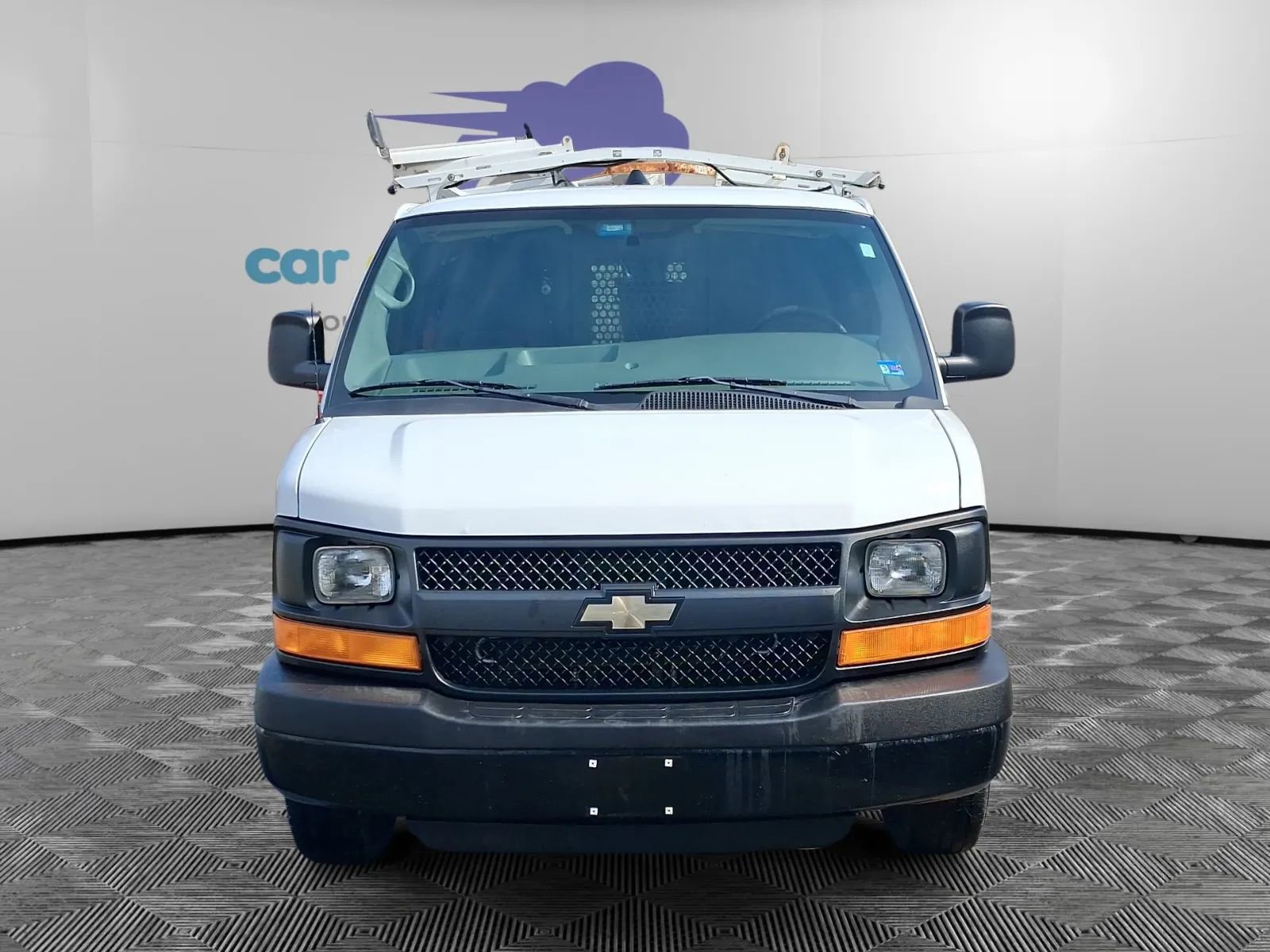 Used 2013 Chevrolet Express 2500 Van 3D image 8