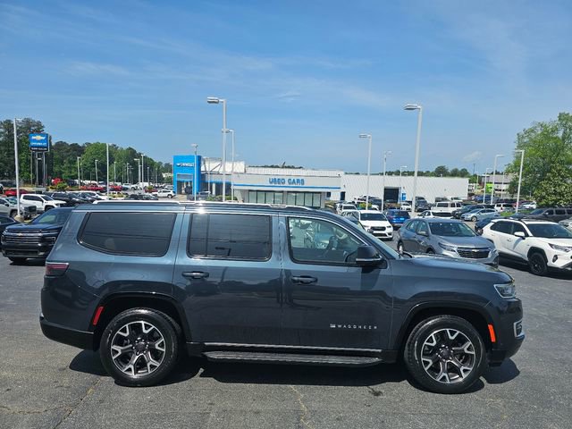 Used 2023 Jeep Wagoneer Series III w/ Preferred Equipment Group AWD/4WD image 9
