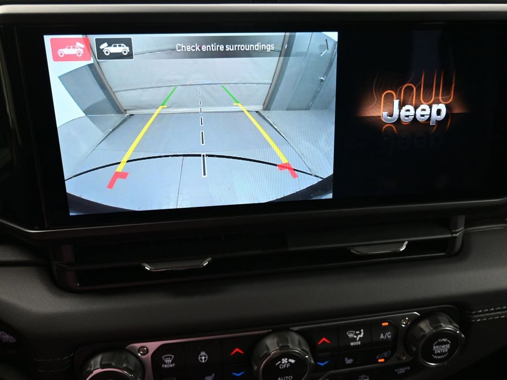 New 2025 Jeep Wrangler Unlimited Sahara w/ Safety Group AWD/4WD image 20