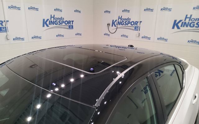 Used 2024 Nissan Sentra SR w/ SR Premium Package image 42