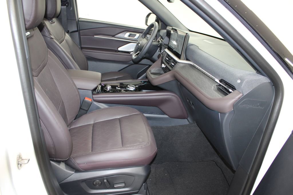 New 2026 Ford Explorer Platinum image 28