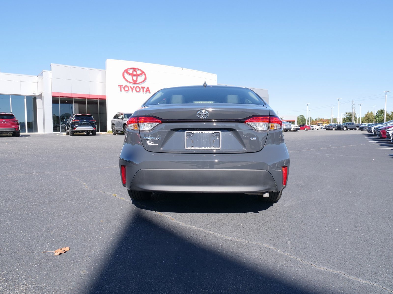 Used 2023 Toyota Corolla LE image 21