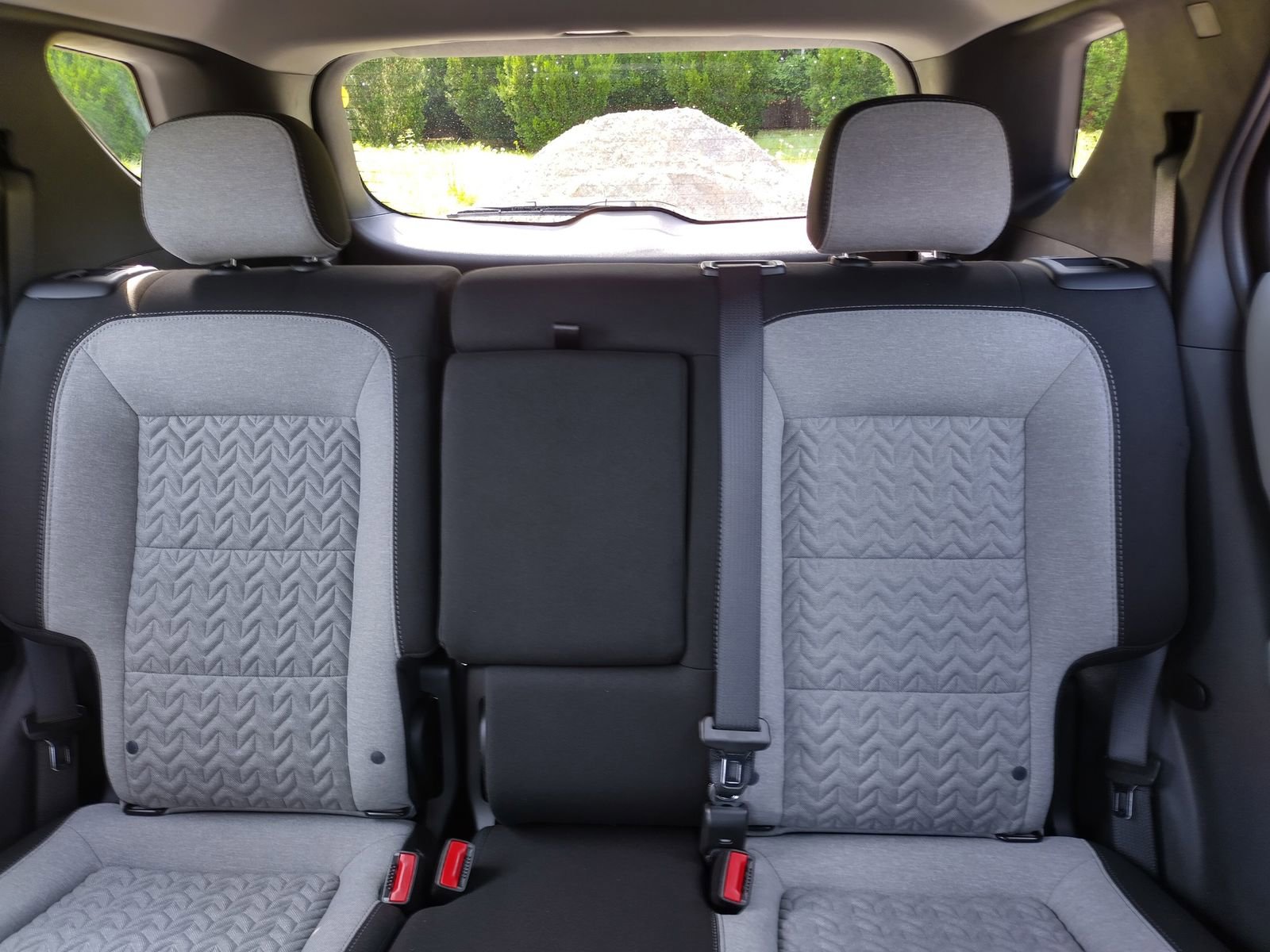 Used 2024 Chevrolet Equinox LS w/ Driver Confidence II Package image 17