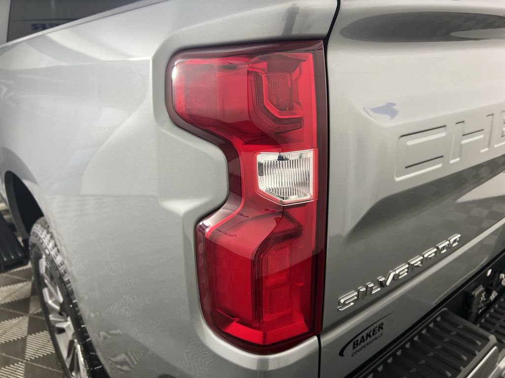 Certified 2026 Chevrolet Silverado 1500 High Country w/ Technology Package AWD/4WD image 36