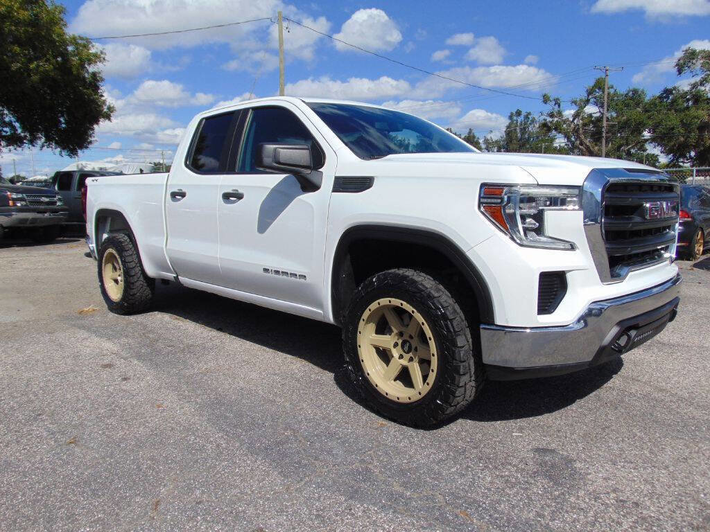 Used 2020 GMC Sierra 1500 4x4 Double Cab w/ Convenience Package image 1