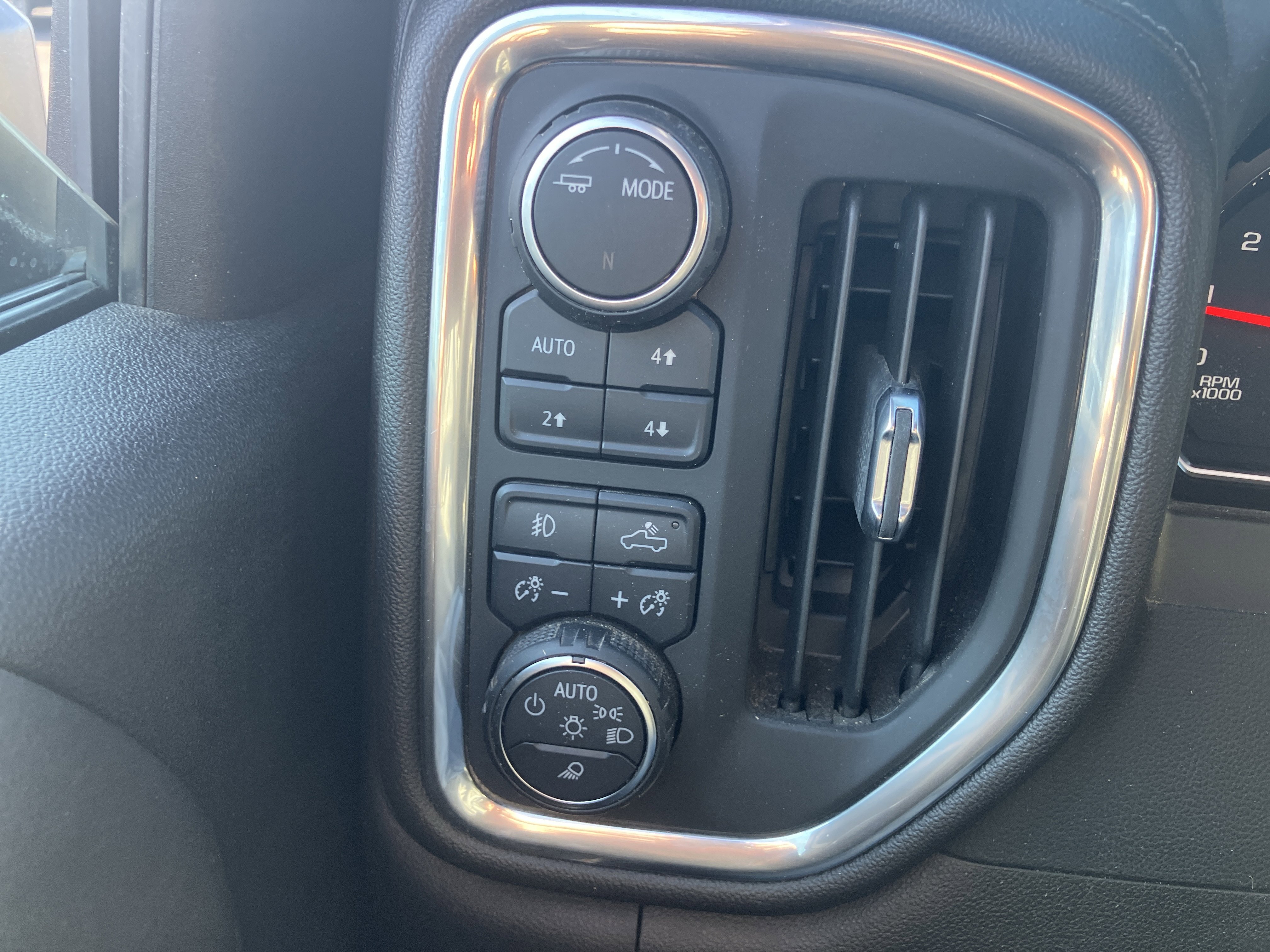 Used 2022 Chevrolet Silverado 2500 LTZ image 20