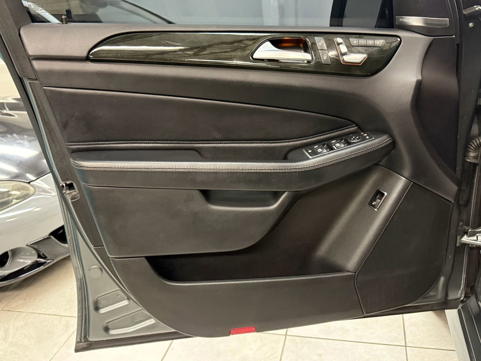 Used 2017 Mercedes-Benz GLE 350 w/ Premium 1 Package image 14