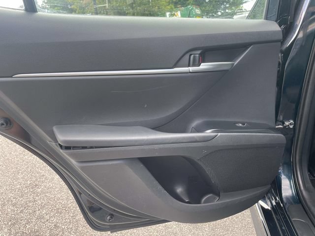 Used 2018 Toyota Camry SE FWD image 14