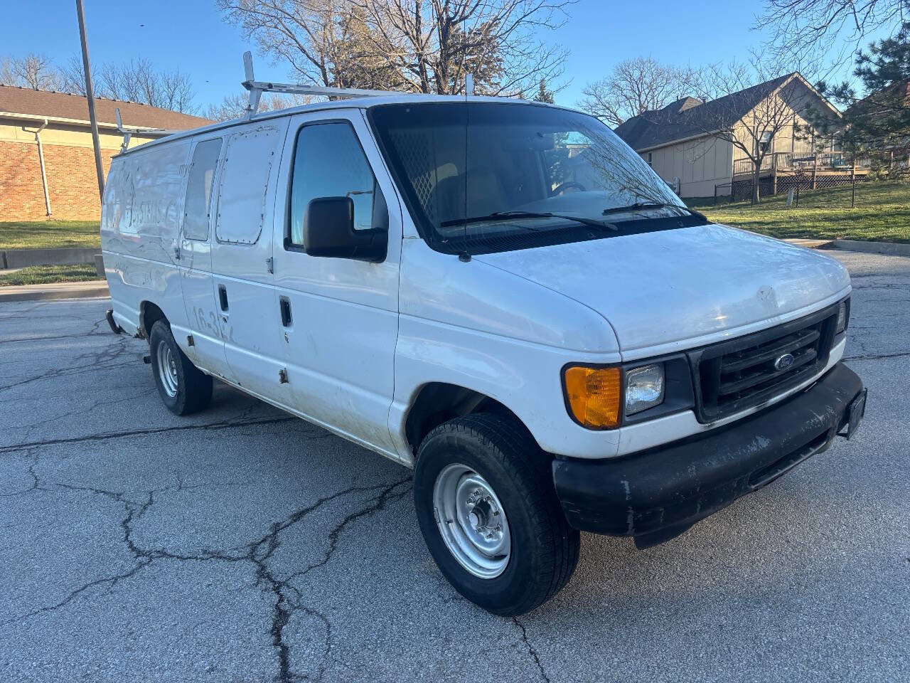 Used 2007 Ford E-250 and Econoline 250 Extended image 3