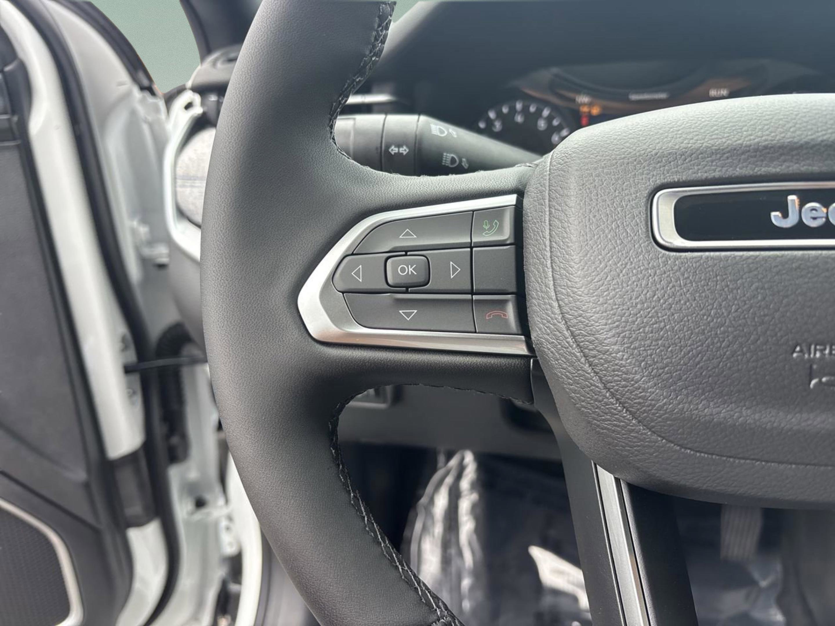 New 2026 Jeep Compass Latitude image 20