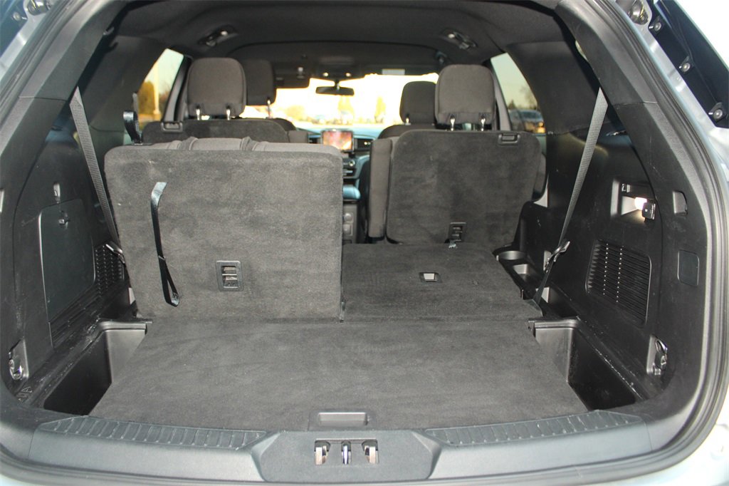 Used 2020 Ford Explorer XLT w/ Comfort Package image 34