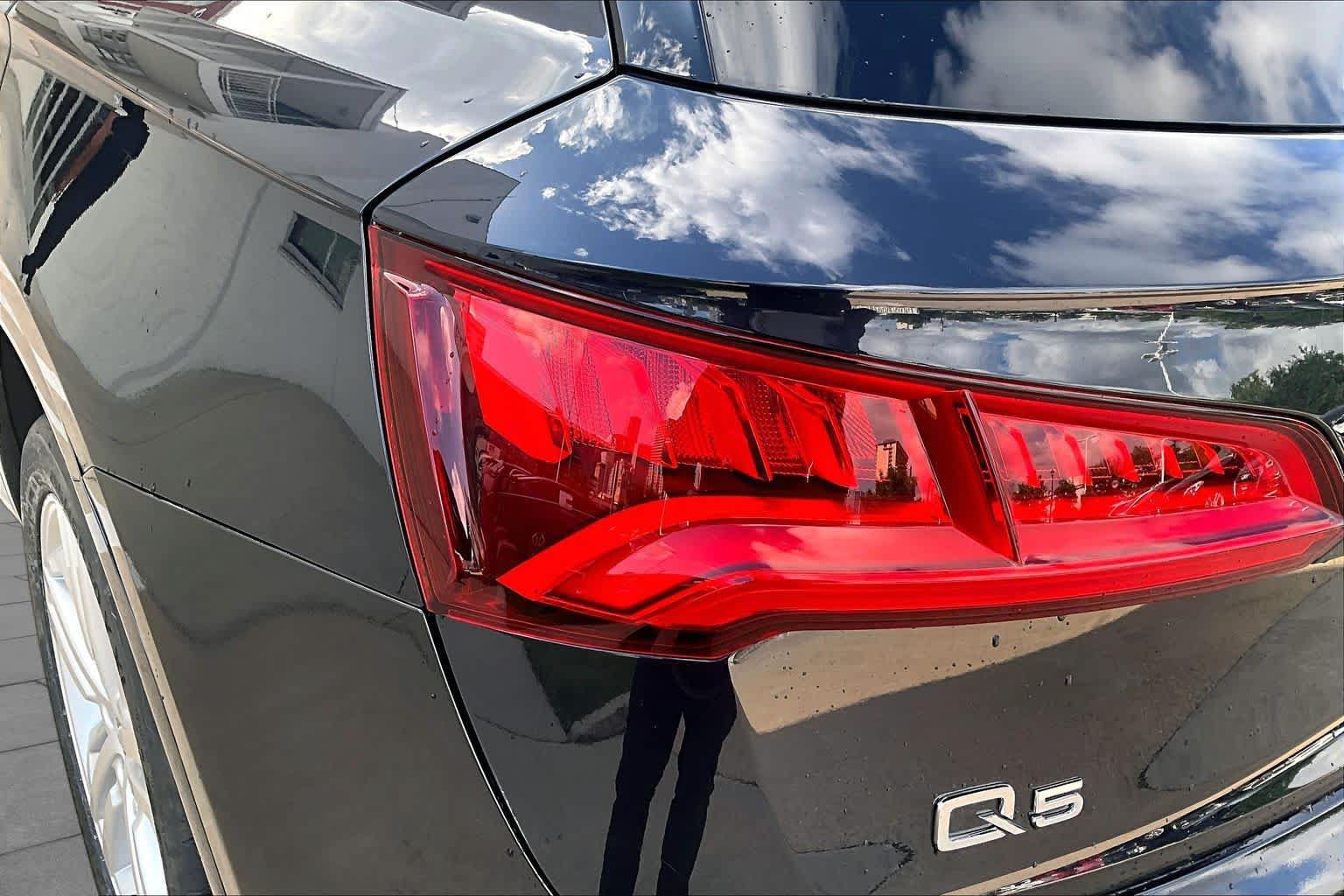 Used 2019 Audi Q5 2.0T Premium Plus w/ Premium Plus Package AWD/4WD image 28