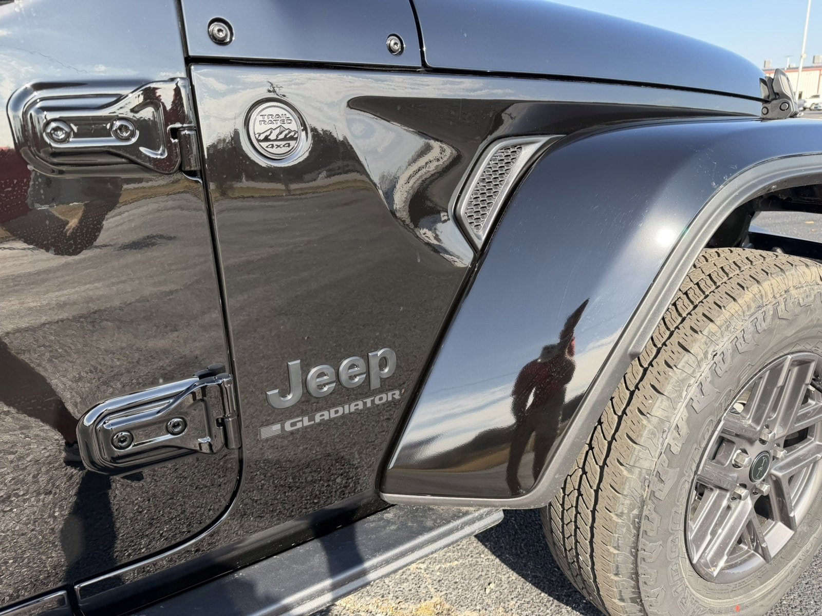 New 2026 Jeep Gladiator Sport AWD/4WD image 4