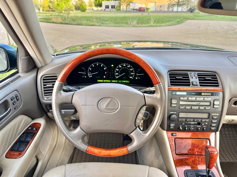 Used 2000 Lexus LS 400 RWD image 15