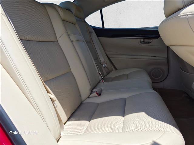 Used 2014 Lexus ES 350 w/ Premium Package FWD image 20