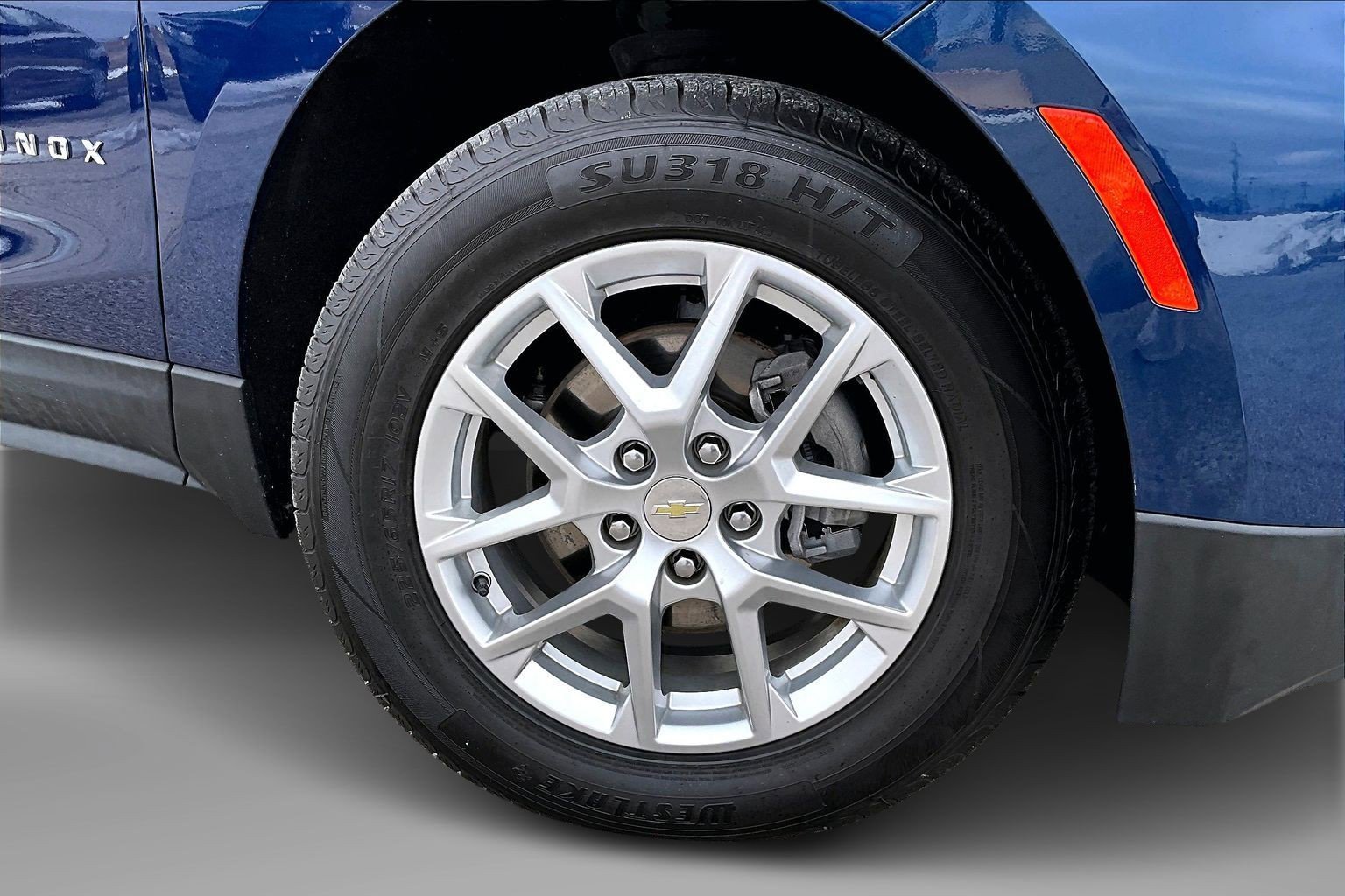 Used 2022 Chevrolet Equinox LS AWD/4WD image 9