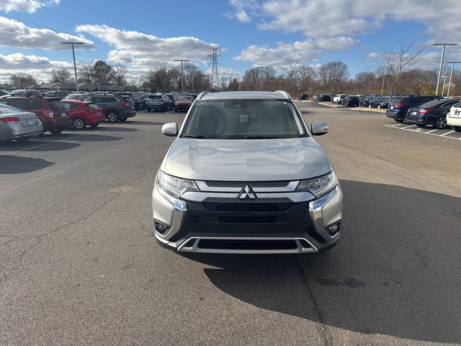 Used 2020 Mitsubishi Outlander AWD image 3