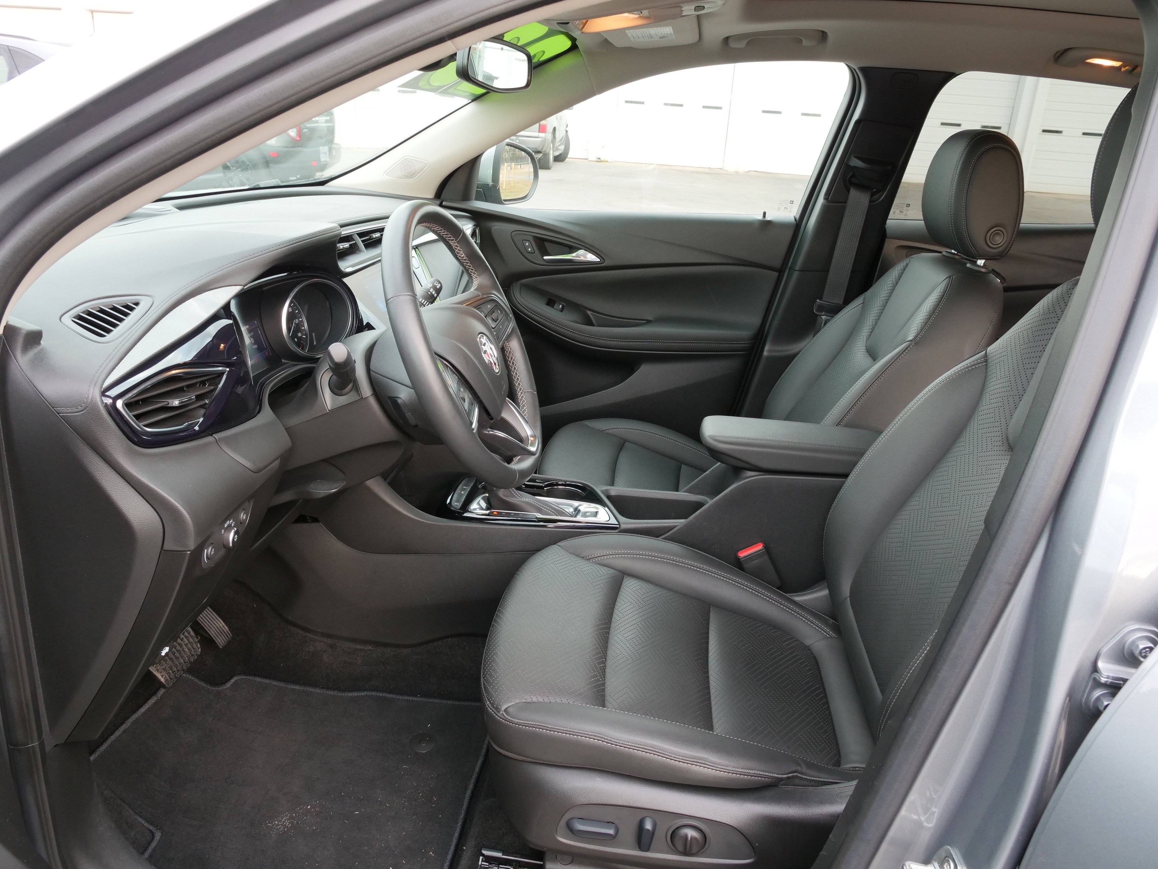 Used 2023 Buick Encore GX Essence w/ Experience Buick Package image 16