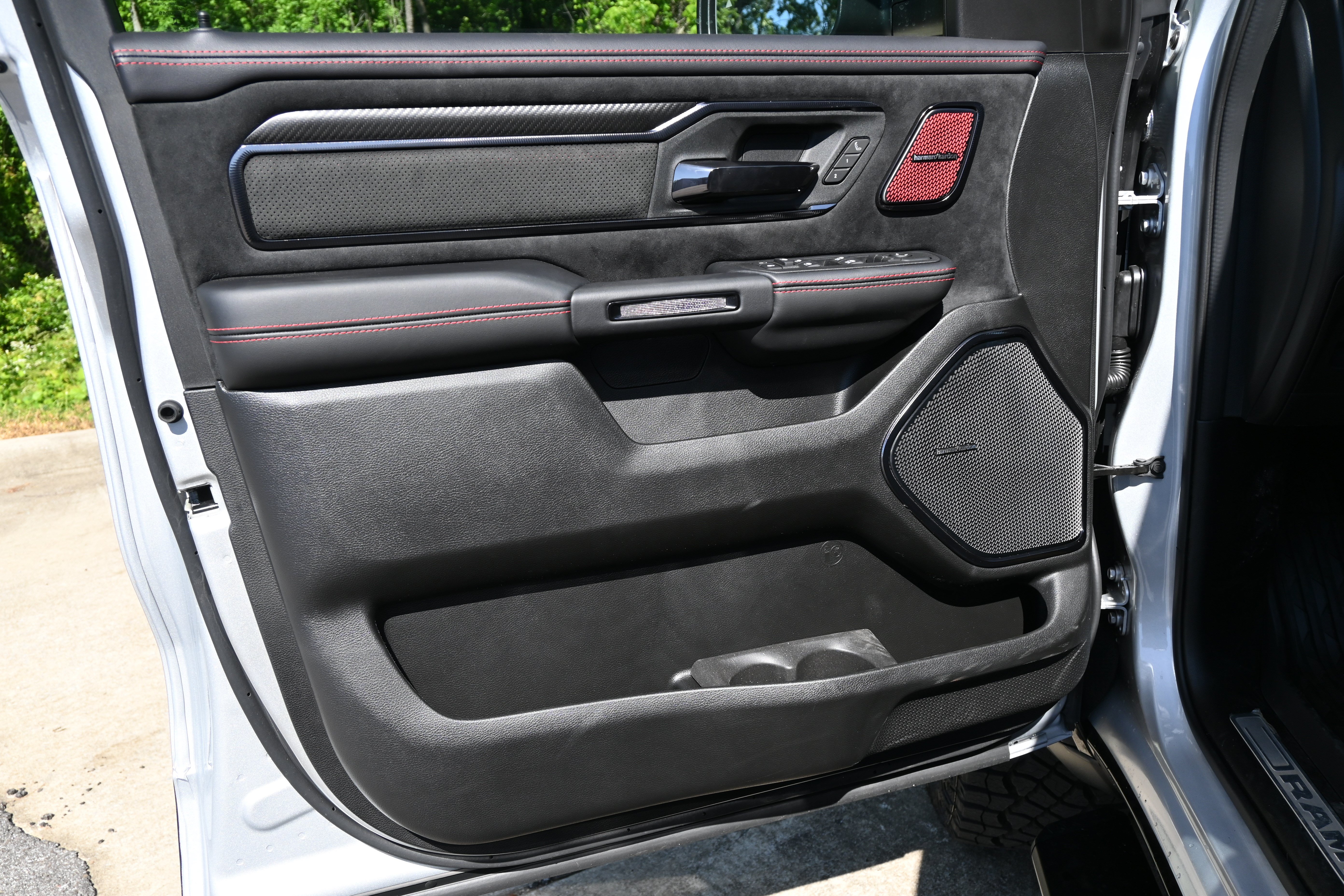 New 2026 RAM 1500 RHO w/ RHO Level 1 Equipment Group AWD/4WD image 17