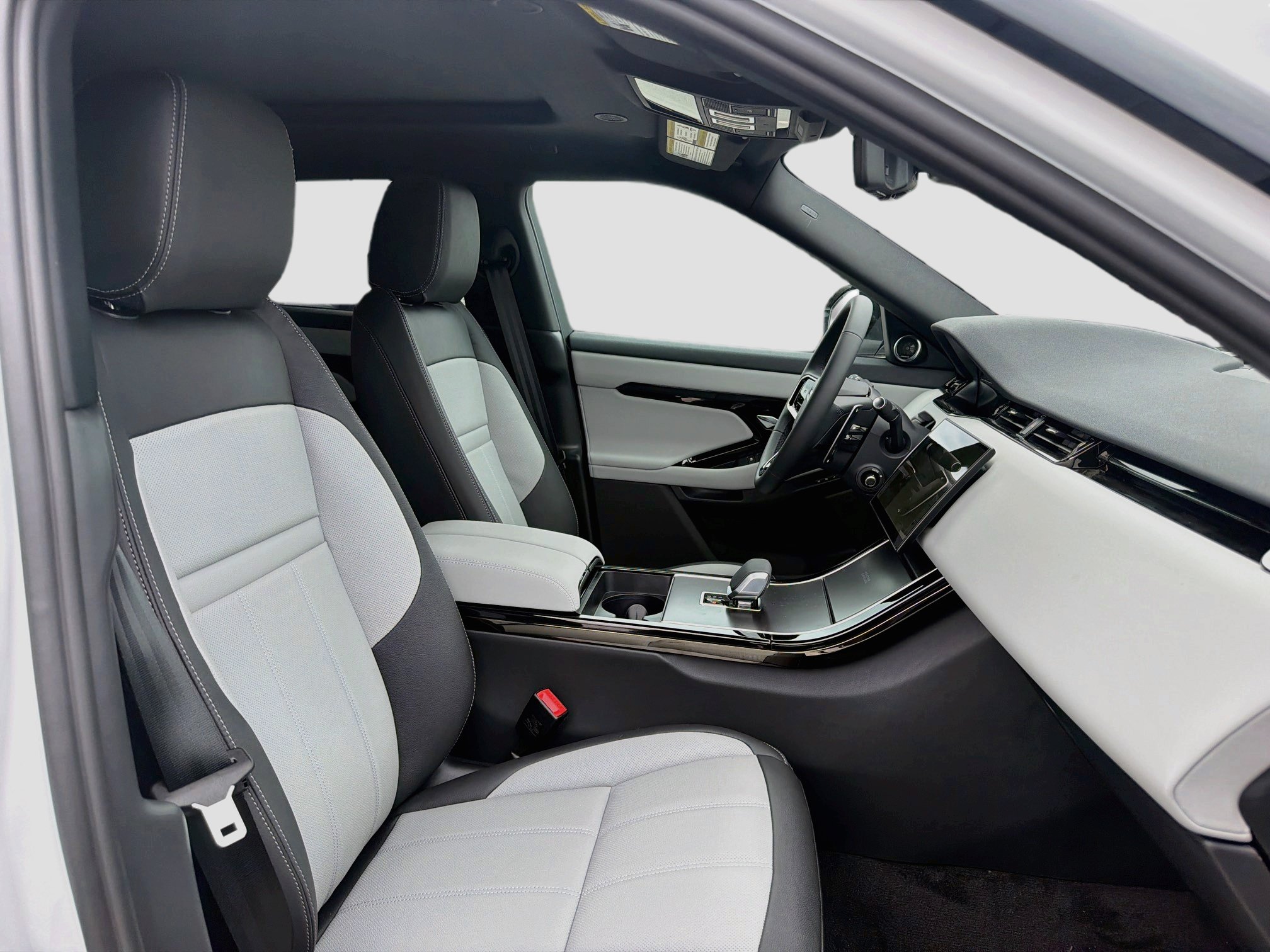 New 2026 Land Rover Range Rover Evoque Hoxton AWD/4WD image 15