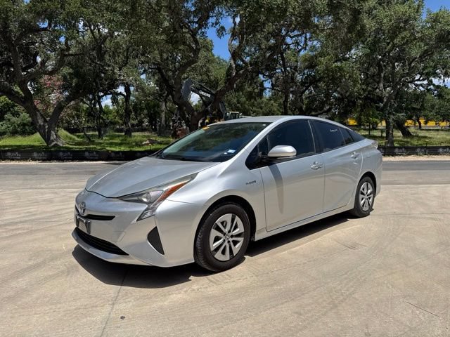 Used 2016 Toyota Prius Three FWD image 1