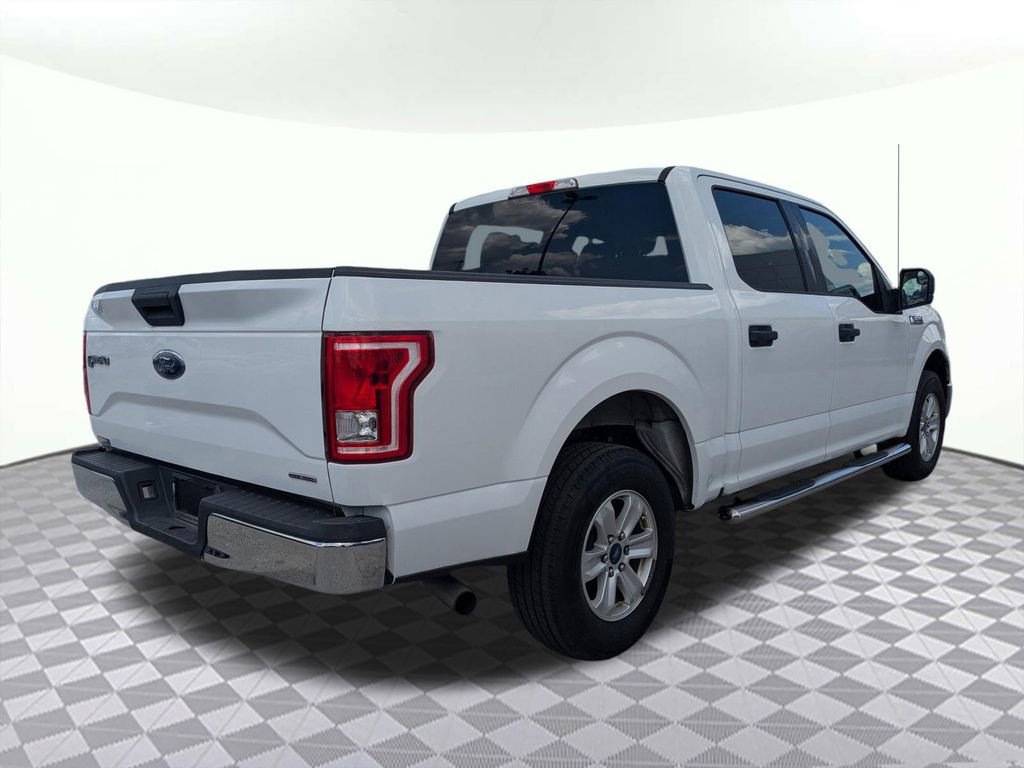 Used 2016 Ford F150 XLT RWD image 3
