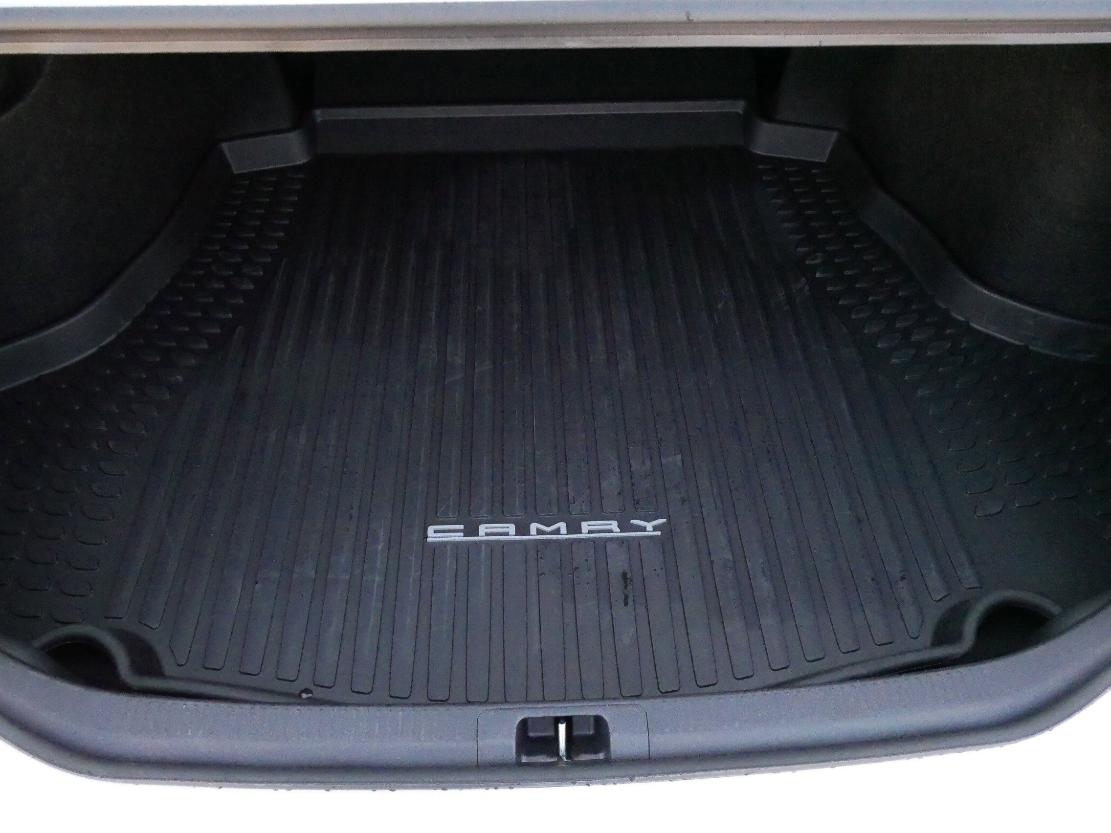 Certified 2025 Toyota Camry SE FWD image 18