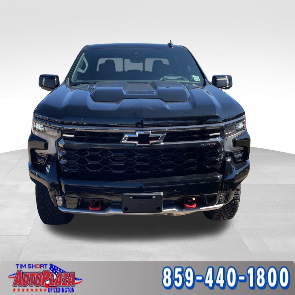 Used 2025 Chevrolet Silverado 1500 ZR2 w/ Technology Package image 2