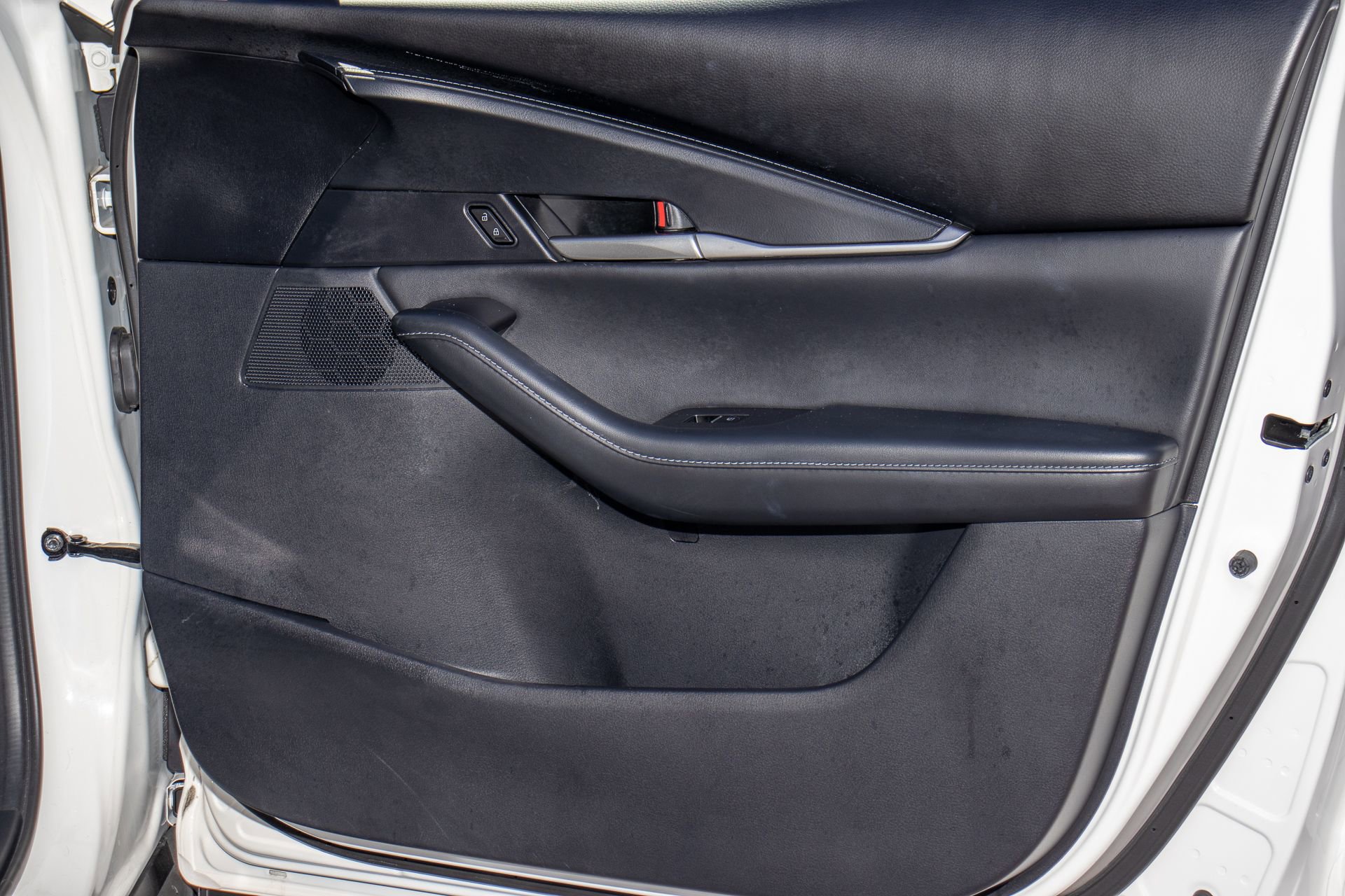 Used 2023 MAZDA CX-30 AWD 2.5 S w/ Select Package image 13