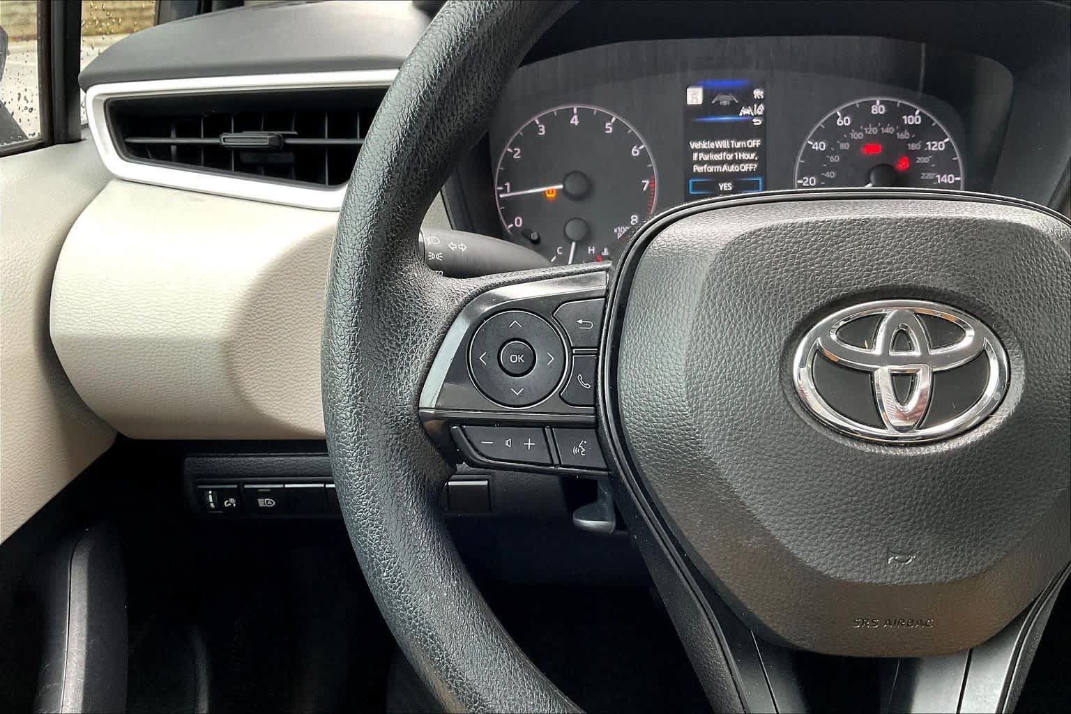 Used 2025 Toyota Corolla LE w/ Convenience Package FWD image 23
