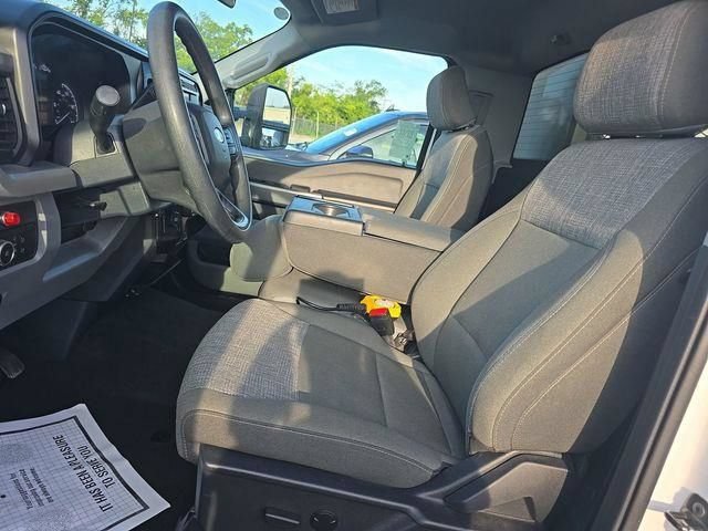 Used 2025 Ford F550 2WD Regular Cab Super Duty w/ XLT Value Package image 2