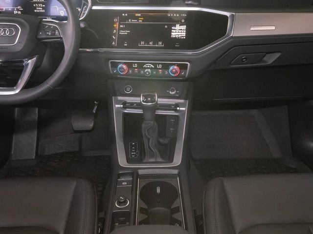 Certified 2024 Audi Q3 2.0T Premium Plus w/ Premium Plus Package image 27