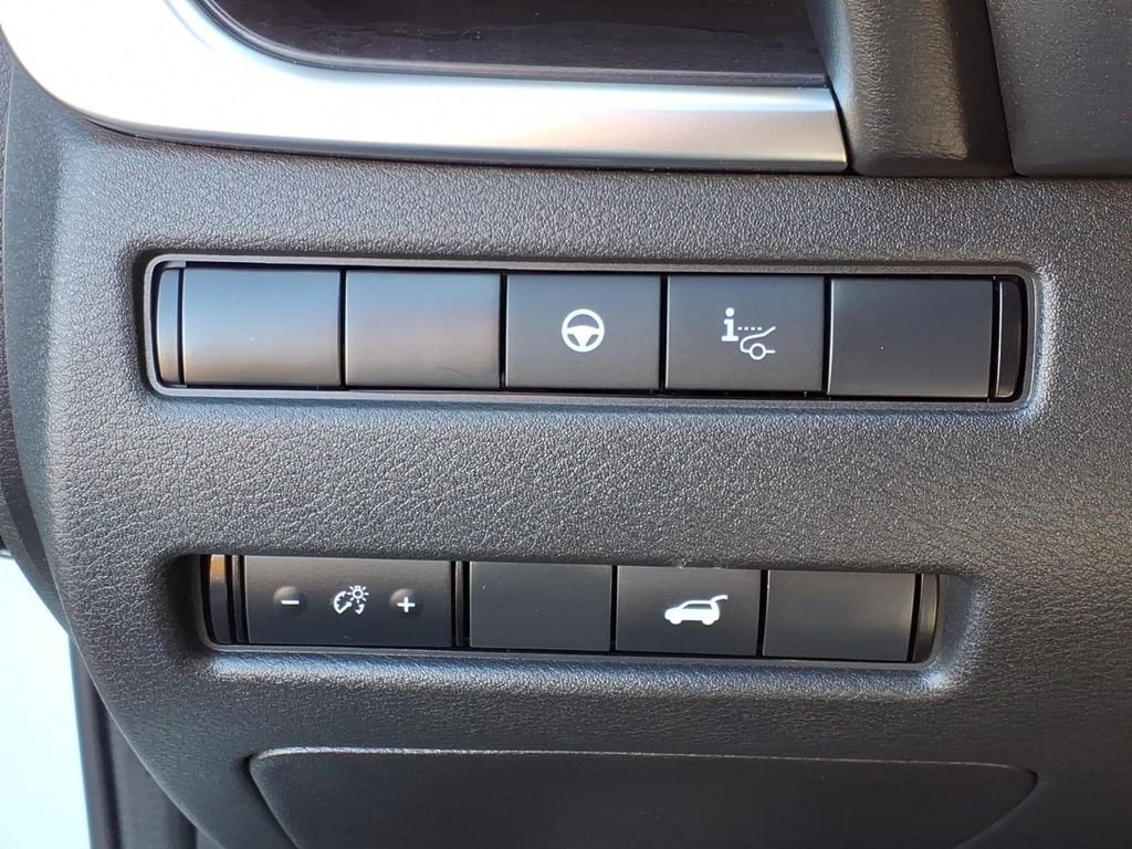 Certified 2023 Nissan Rogue Platinum w/ Platinum Premium Package image 17