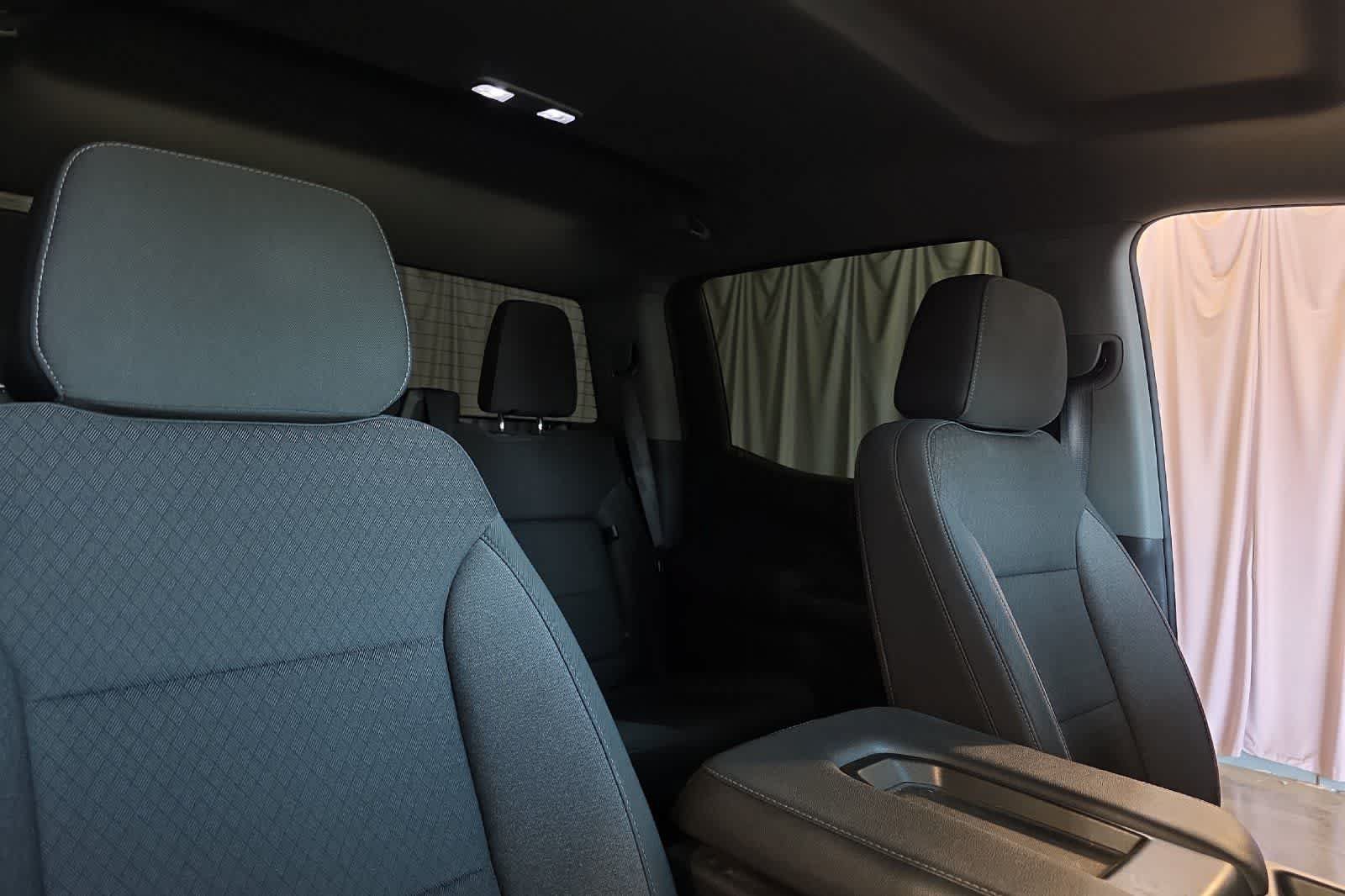Used 2021 Chevrolet Silverado 1500 RST w/ Bed Protection Package AWD/4WD image 18