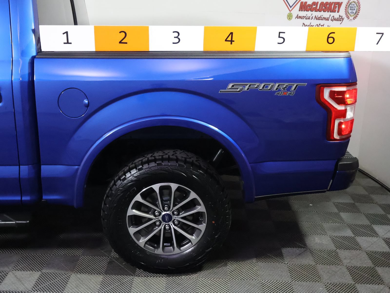 Used 2018 Ford F150 XLT w/ Equipment Group 302A Luxury AWD/4WD image 12