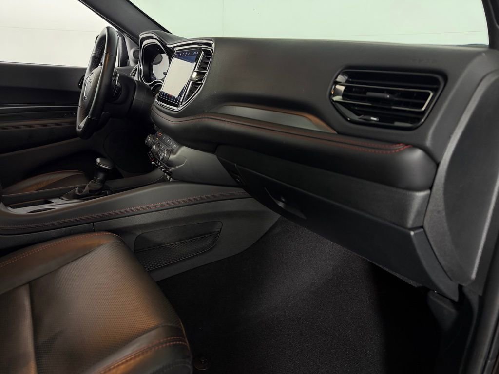 Used 2025 Dodge Durango GT image 32