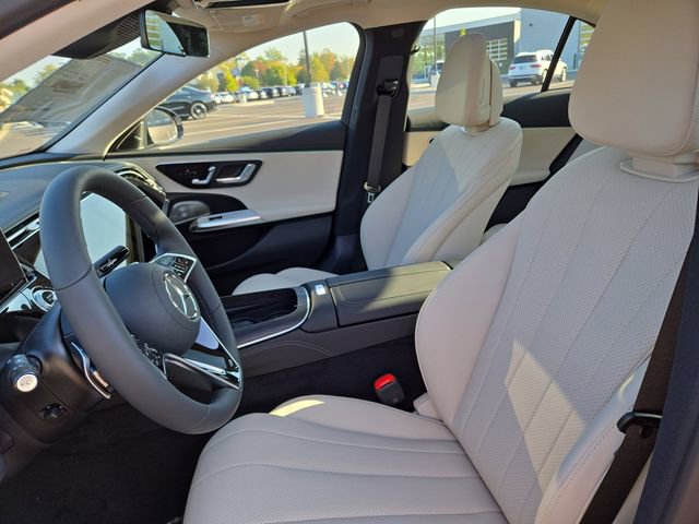 New 2026 Mercedes-Benz E 350 4MATIC Sedan image 25