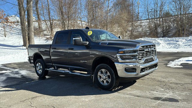 Used 2025 RAM 2500 Big Horn AWD/4WD image 2