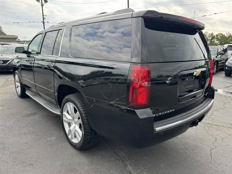 Used 2017 Chevrolet Suburban Premier AWD/4WD image 5