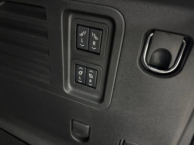 Used 2026 Buick Enclave Preferred w/ Power Package image 30