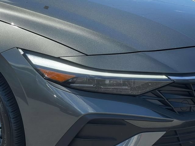 Certified 2026 Hyundai Elantra Sport w/ Cargo Package FWD image 8