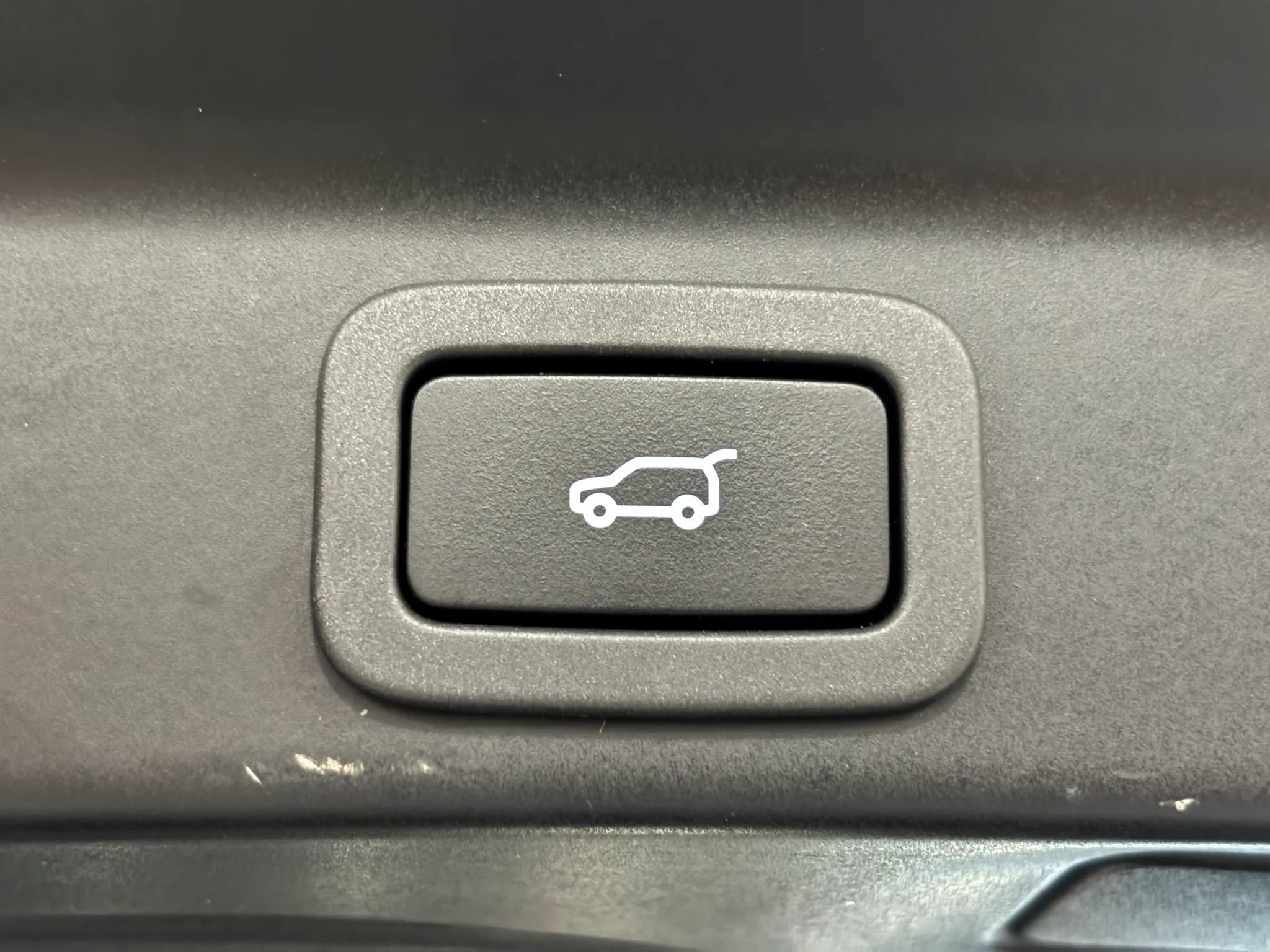 Used 2017 Jaguar F-PACE Prestige AWD/4WD image 48