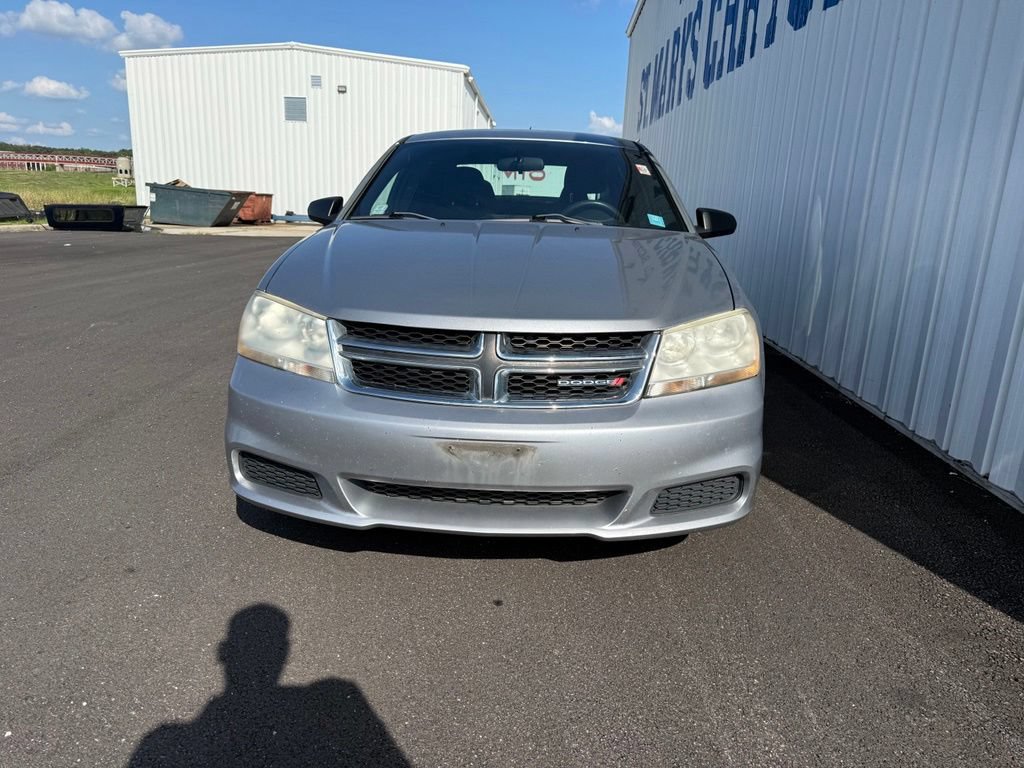 Used 2013 Dodge Avenger SE FWD image 3