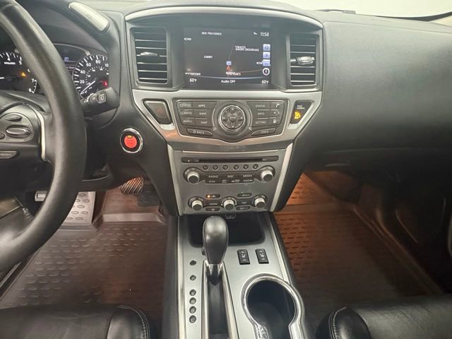 Used 2020 Nissan Pathfinder SL FWD image 26