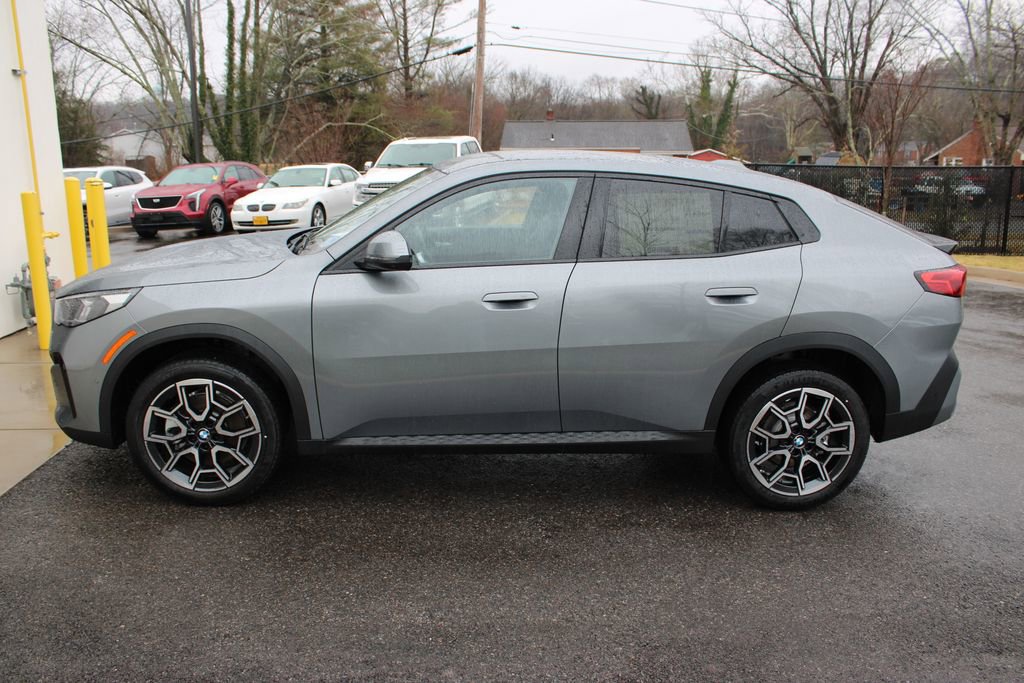 New 2026 BMW X2 xDrive28i image 9